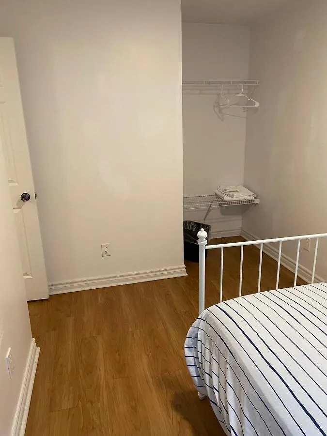 Quad Room With Private Bathroom 536A-Two Bedrooms Toronto